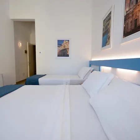 Miramare מלון 3*